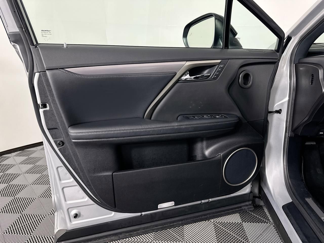 Used 2016 Lexus RX 450h F Sport image 26