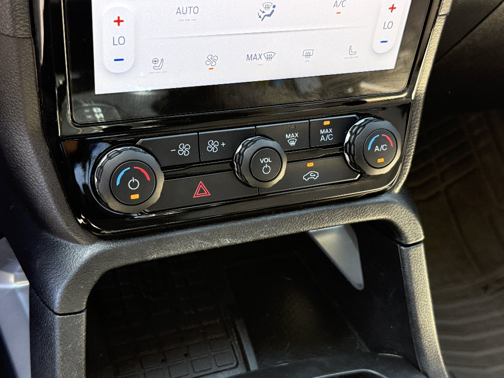Used 2024 Ford Ranger Lariat w/ Trailer Tow Package AWD/4WD image 13