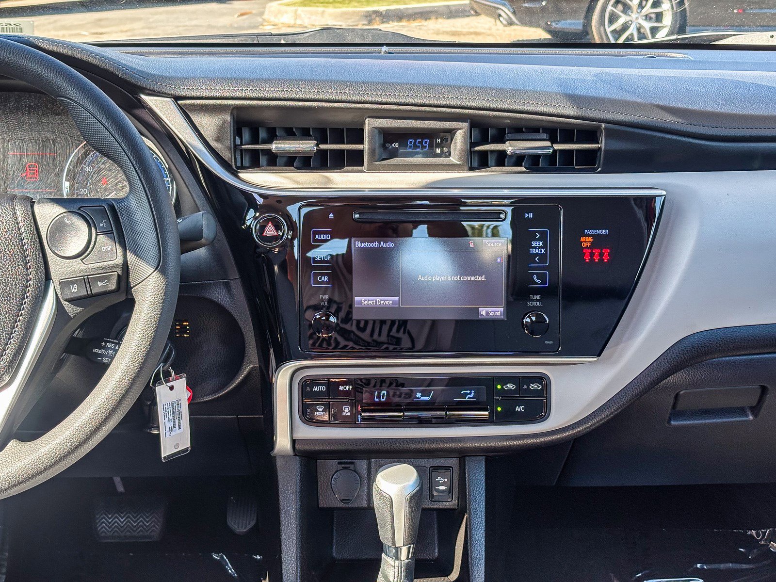 Certified 2019 Toyota Corolla LE w/ Carpet Mat Package (TMS) FWD image 16