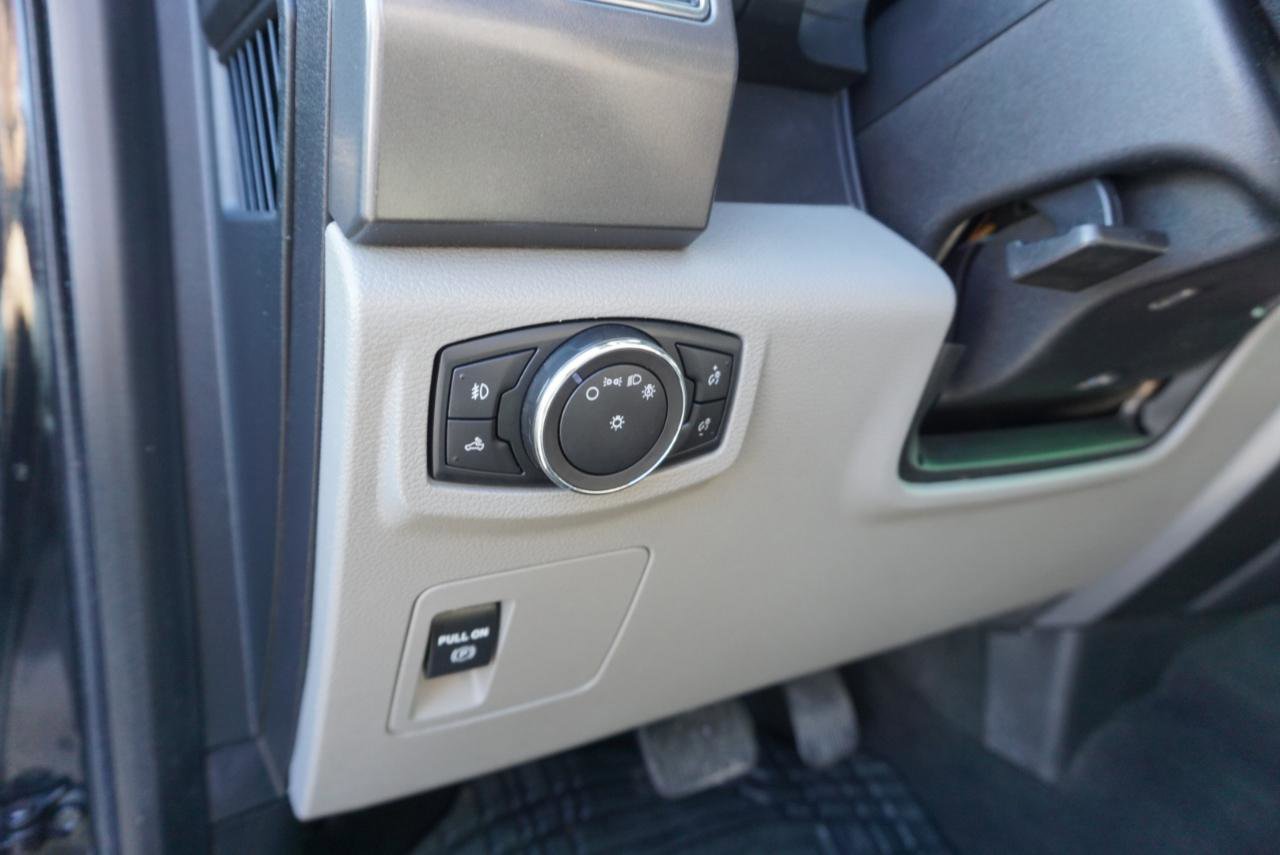 Used 2018 Ford F150 XLT w/ Trailer Tow Package image 14