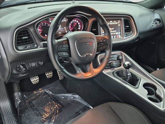 Used 2022 Dodge Challenger R/T Scat Pack RWD image 16