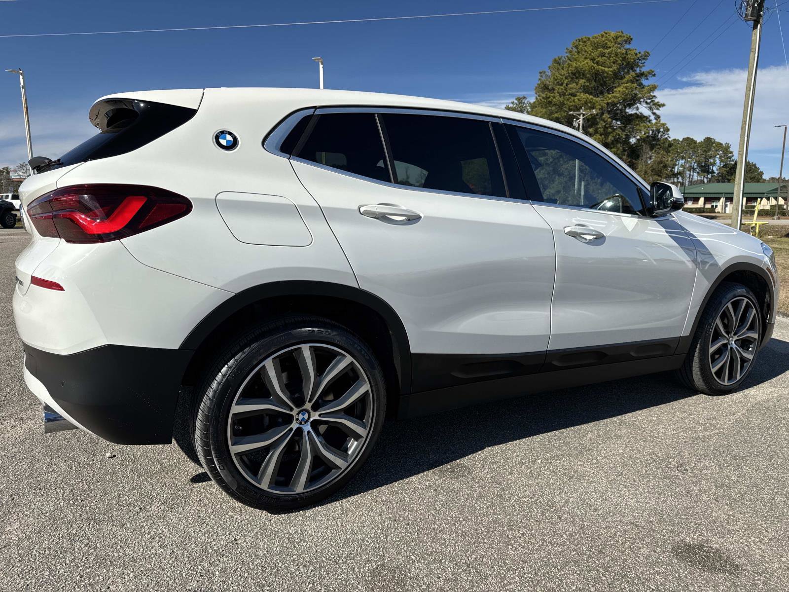 Used 2022 BMW X2 xDrive28i w/ Premium Package image 4
