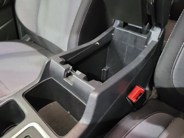 Used 2019 Ford Escape SE image 36