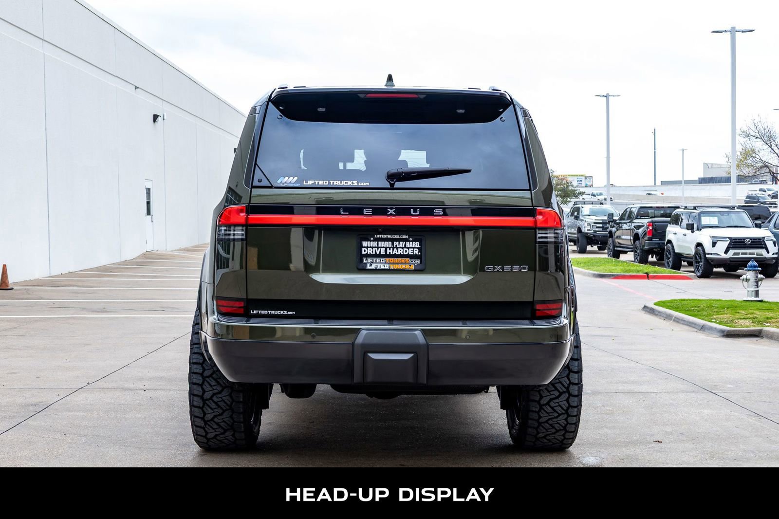 Used 2024 Lexus GX 550 w/ Accessory Package (2T) AWD/4WD image 8