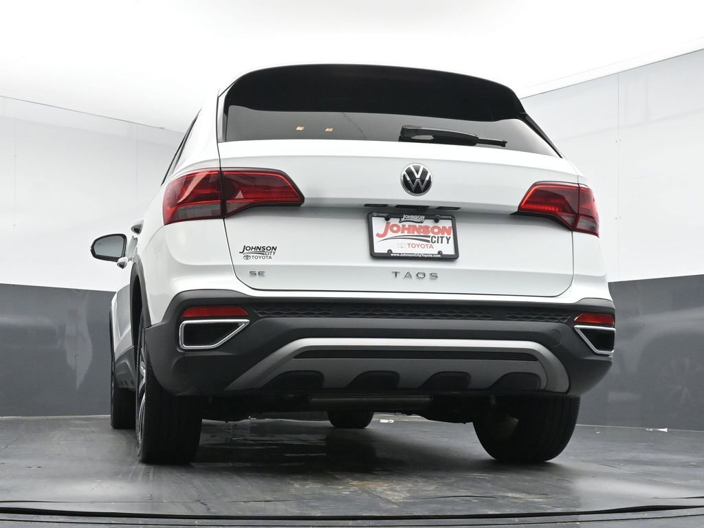 Used 2024 Volkswagen Taos SE image 41