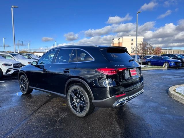 Certified 2026 Mercedes-Benz GLC 300 4MATIC image 4