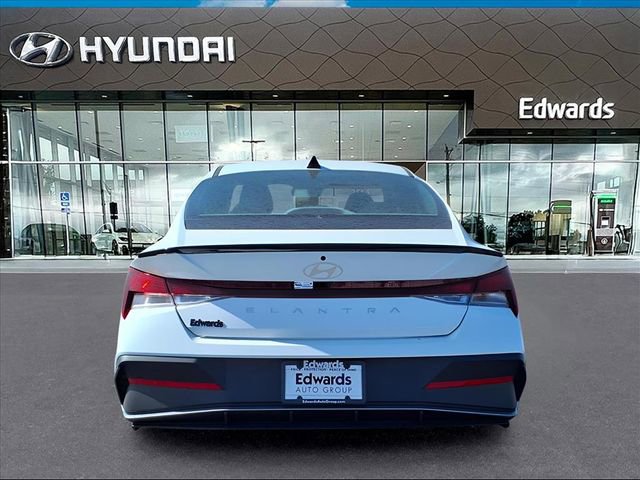 New 2025 Hyundai Elantra Sport image 6