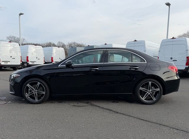 Certified 2022 Mercedes-Benz A 220 4MATIC image 4