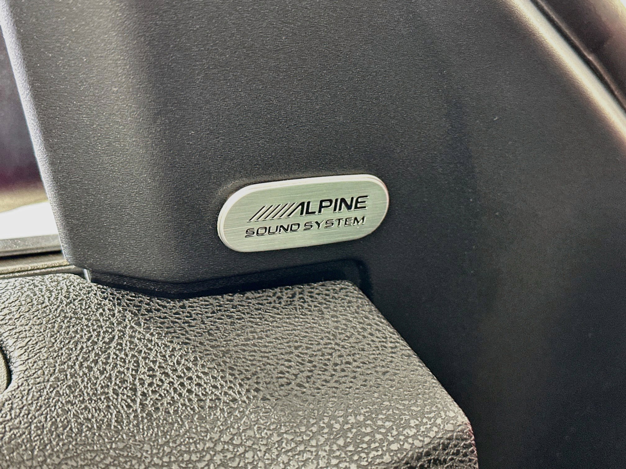 Used 2019 Dodge Charger R/T w/ Blacktop Package RWD image 19