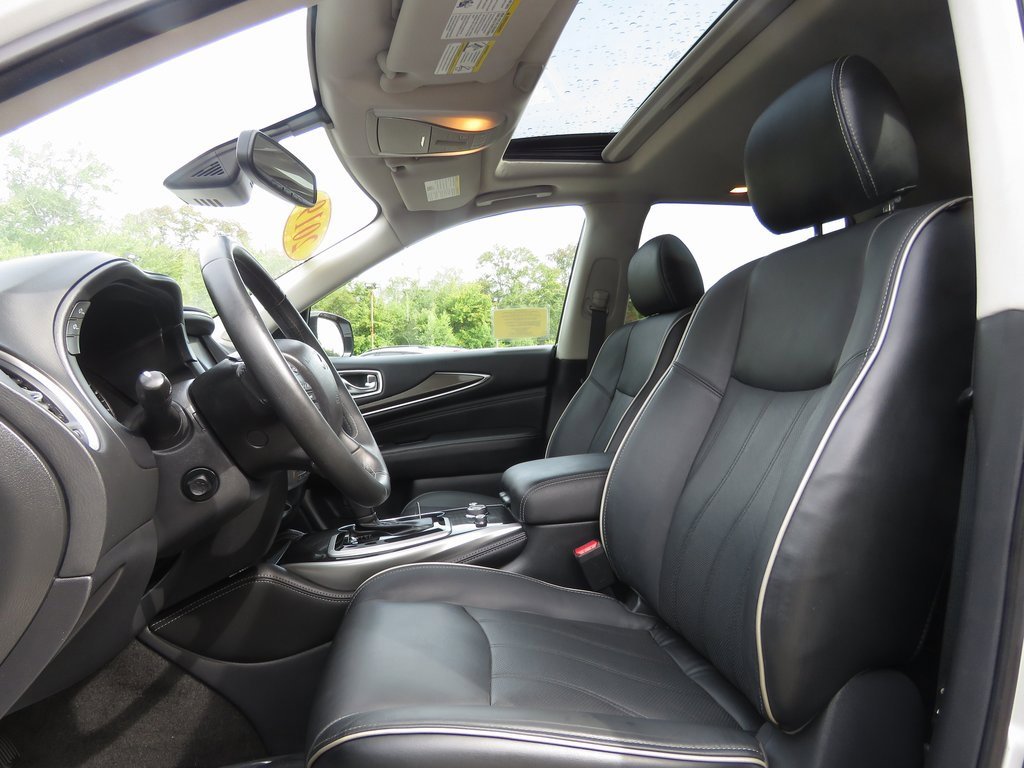 Used 2019 INFINITI QX60 Luxe w/ Essential Package image 11