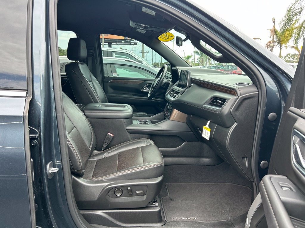 Used 2021 Chevrolet Suburban High Country RWD image 39