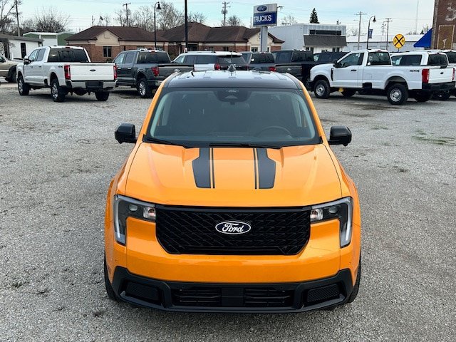 New 2026 Ford Maverick Lariat w/ Black Appearance Package AWD/4WD image 3
