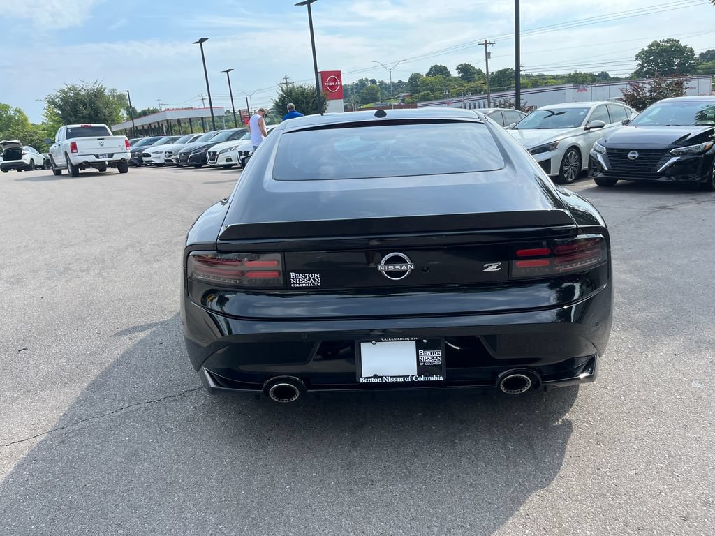 Certified 2024 Nissan Z Performance w/ Floor Mat Package RWD image 5
