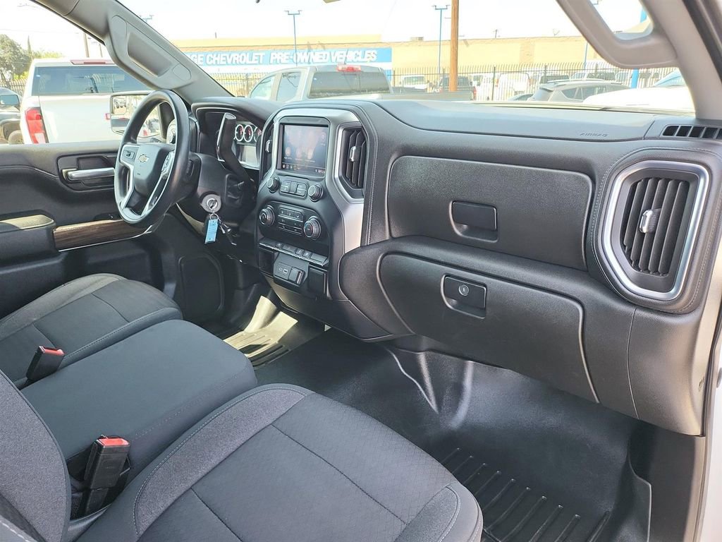 Used 2020 Chevrolet Silverado 1500 LT image 19