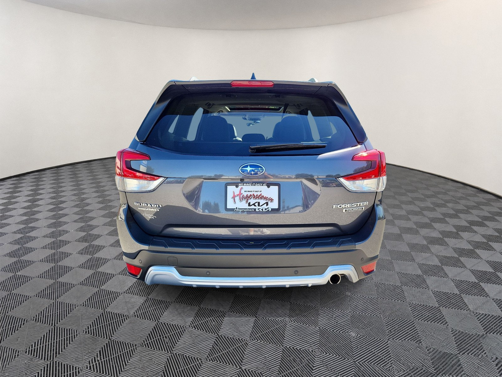 Used 2024 Subaru Forester Touring w/ POP Package 3 AWD/4WD image 5