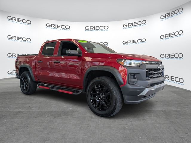 Certified 2025 Chevrolet Colorado Trail Boss AWD/4WD image 1