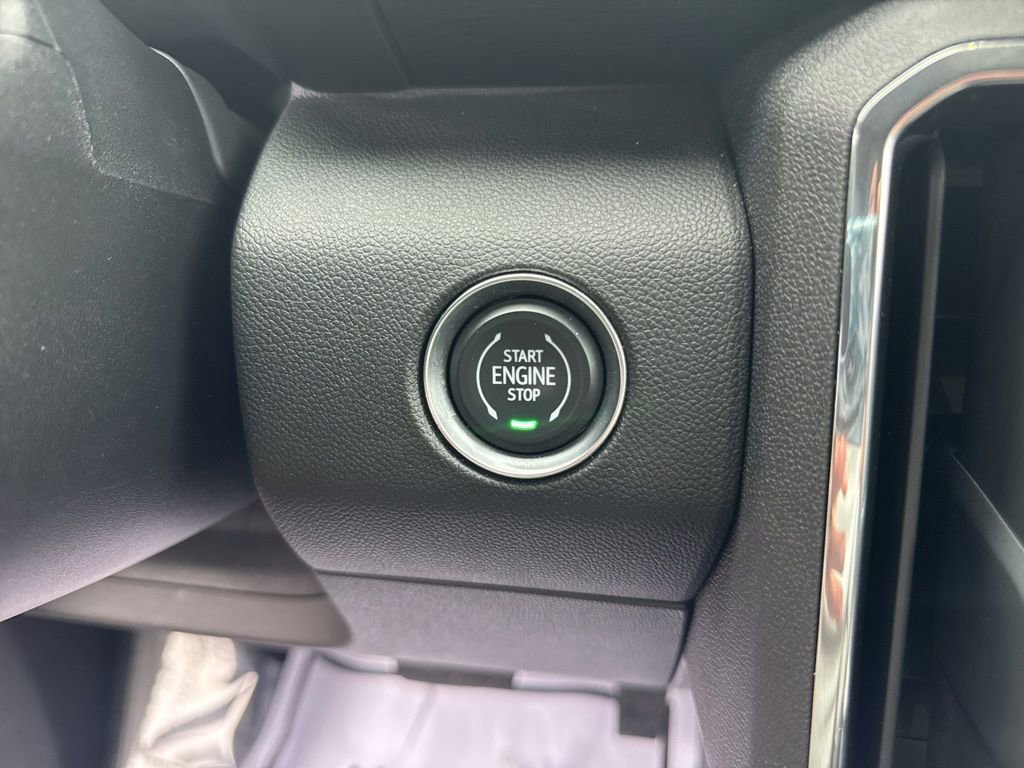 Certified 2024 GMC Acadia Elevation w/ Luxury Package image 13