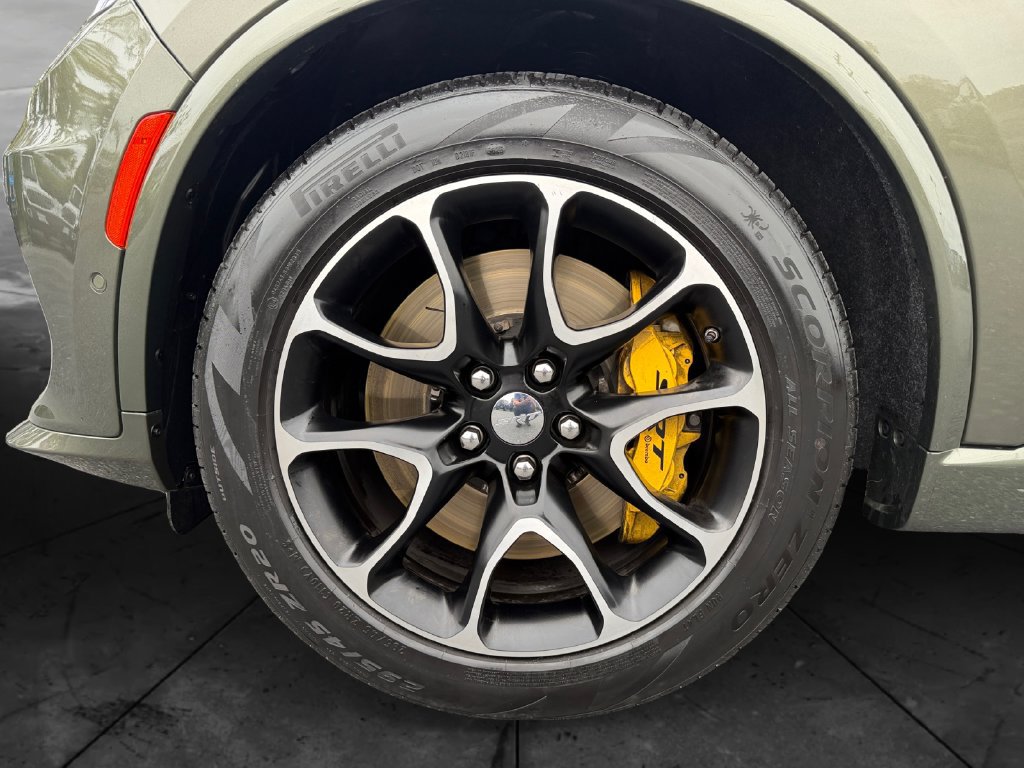 Used 2026 Dodge Durango SRT Hellcat w/ Premium Group AWD/4WD image 14