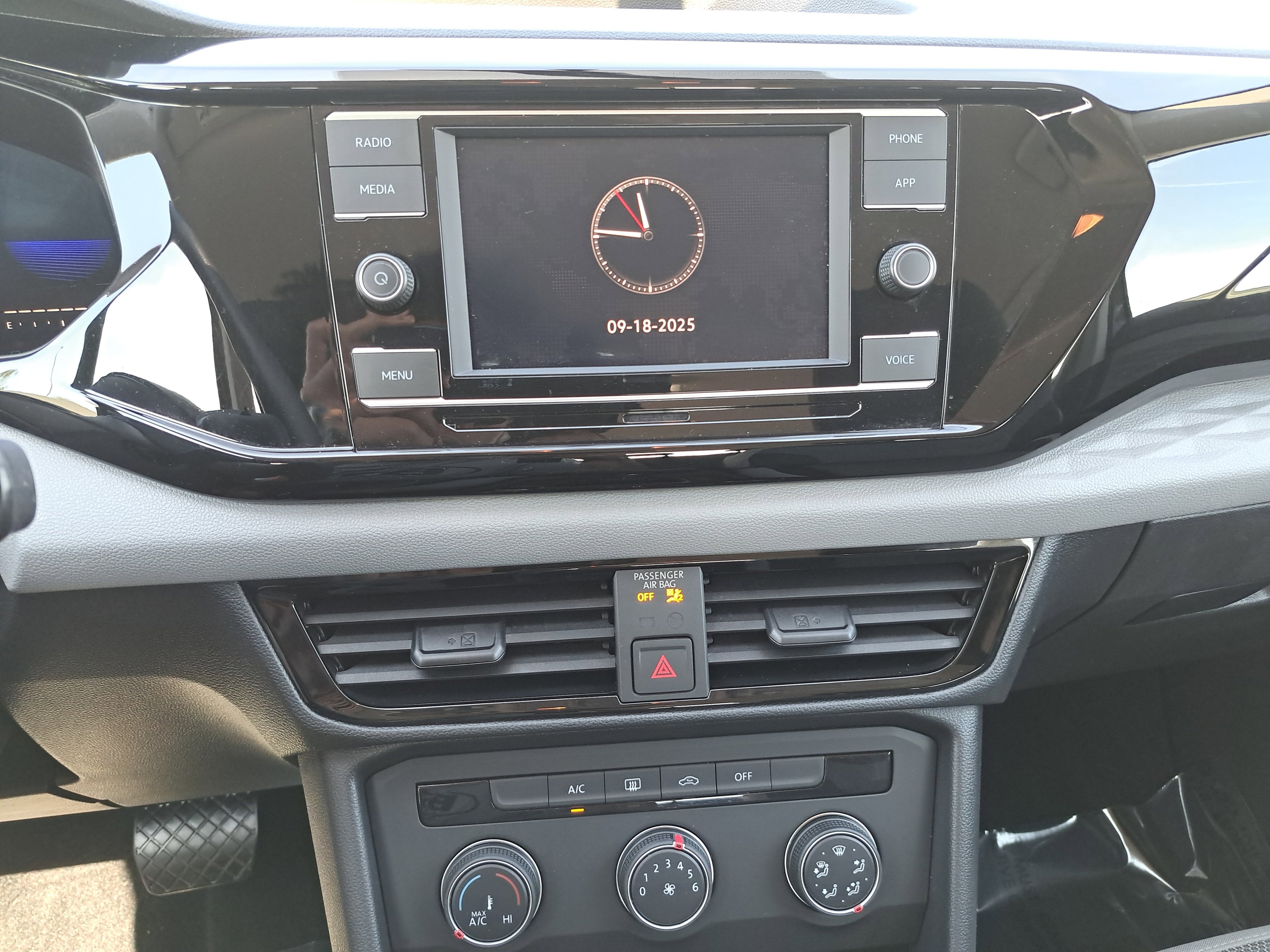 Certified 2022 Volkswagen Taos S image 19