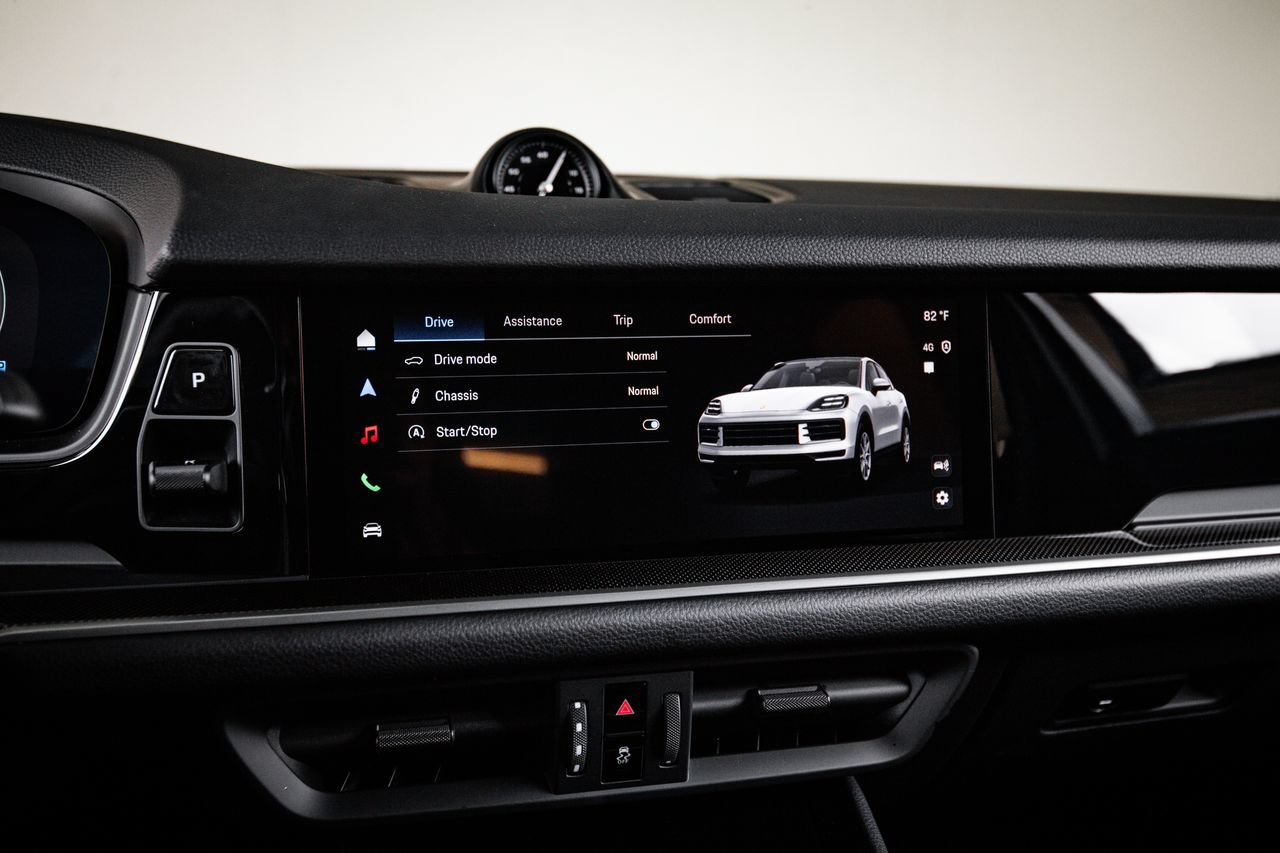 Certified 2026 Porsche Cayenne Coupe AWD/4WD image 18