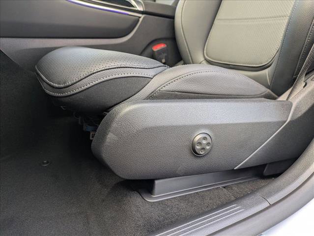 New 2026 Mercedes-Benz GLC 300 image 4