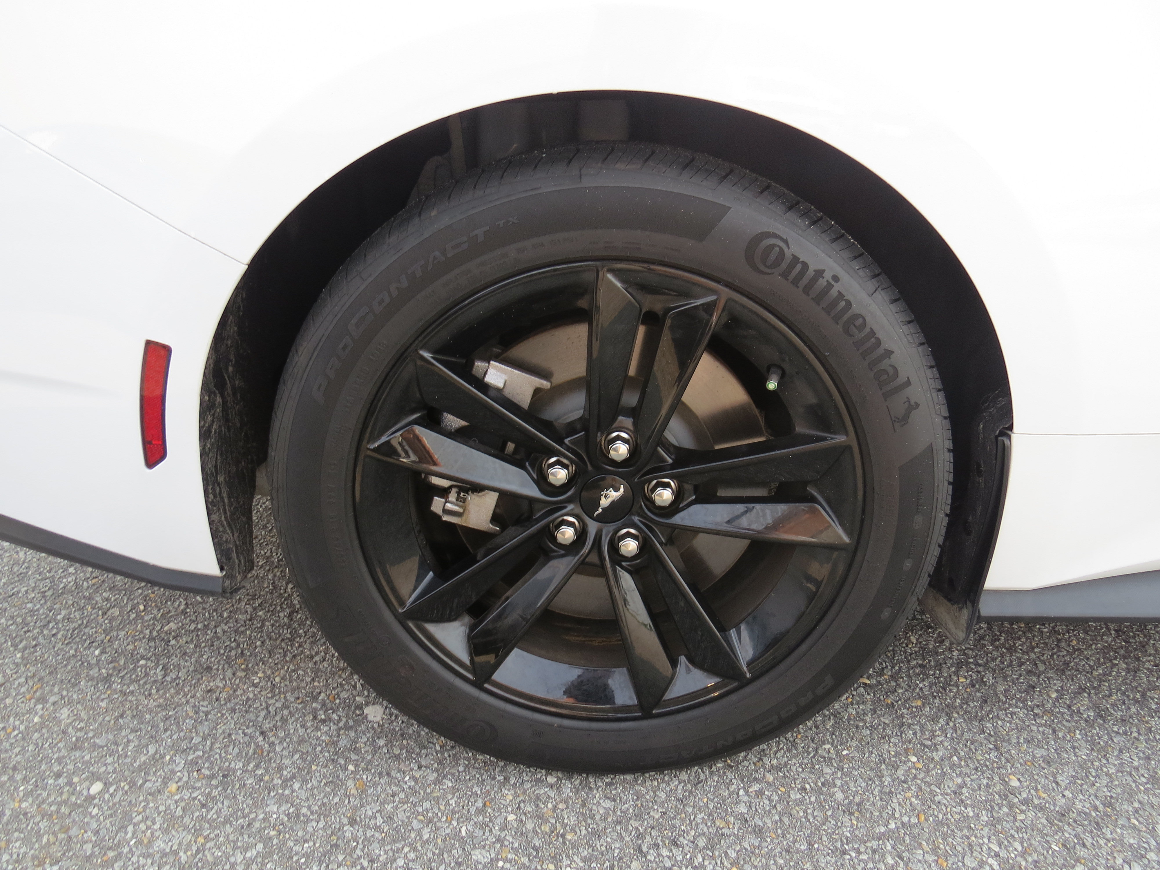 Used 2025 Ford Mustang GT RWD image 11
