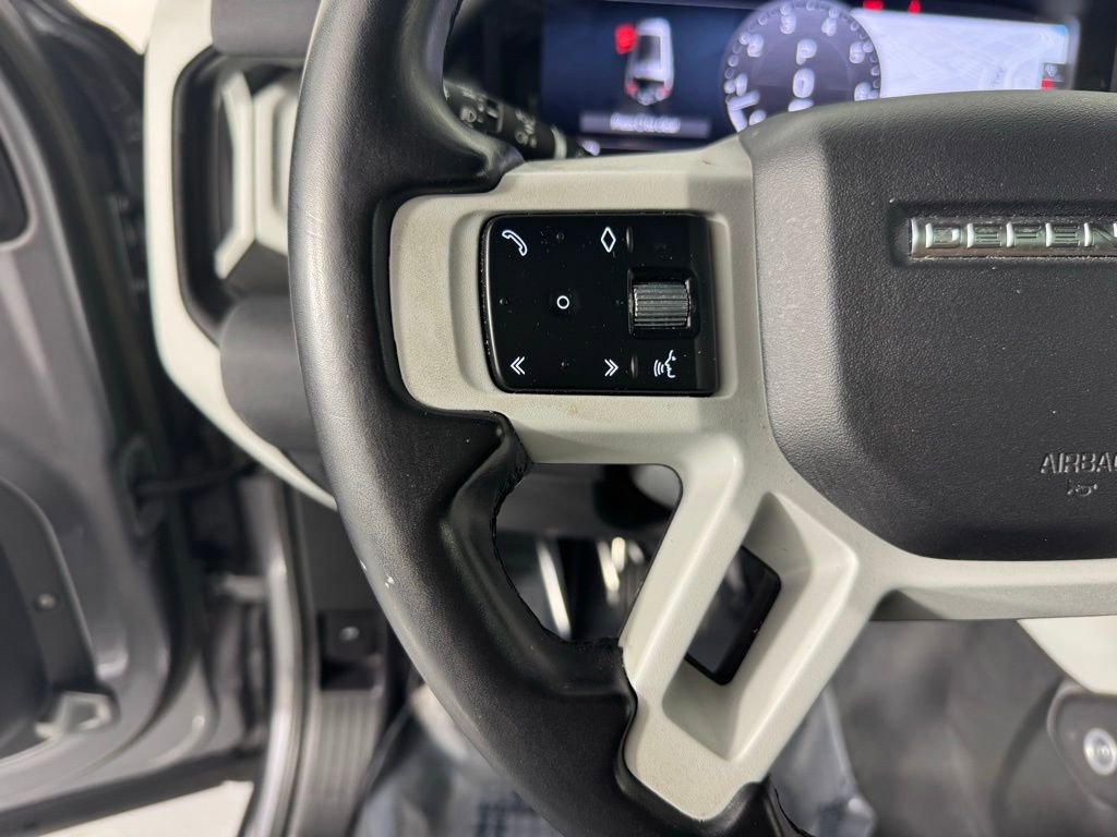 Used 2023 Land Rover Defender 130 S image 14
