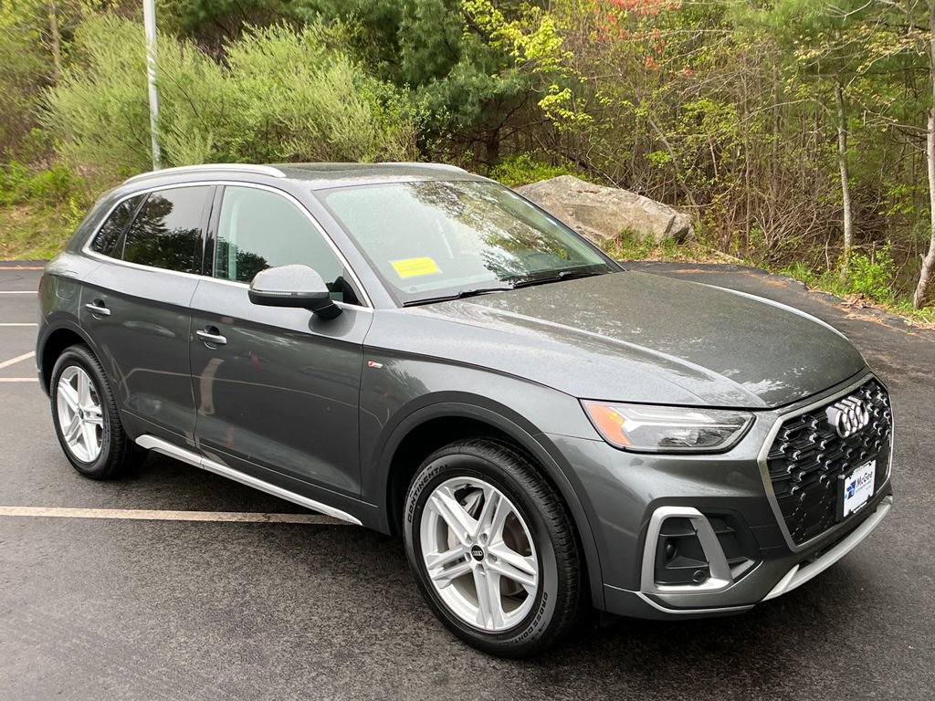 Used 2021 Audi Q5 e Premium Plus w/ Premium Plus Package AWD/4WD image 7