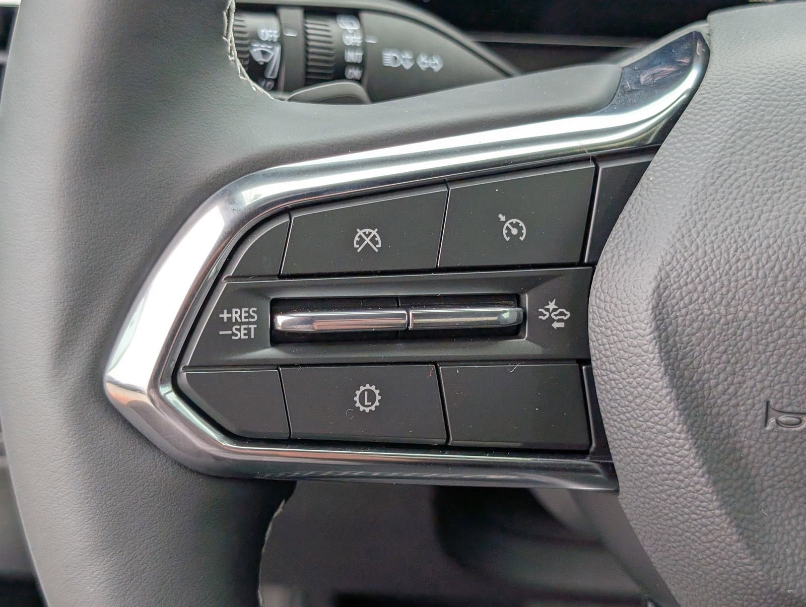 New 2026 Chevrolet Traverse LT w/ Driver Confidence Package image 21