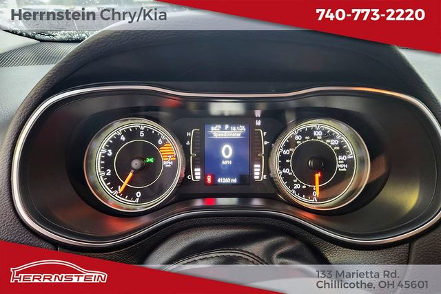 Used 2021 Jeep Cherokee Latitude w/ Mopar Interior Package AWD/4WD image 16
