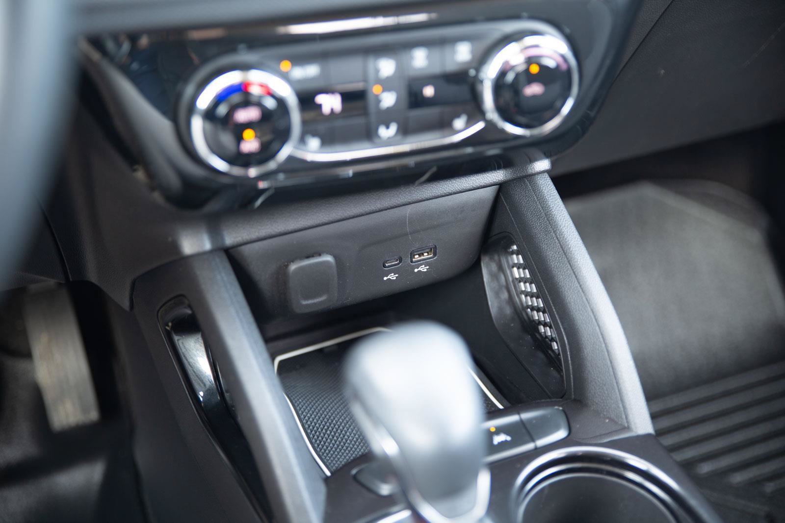 Used 2024 Chevrolet TrailBlazer LT w/ Convenience Package FWD image 16