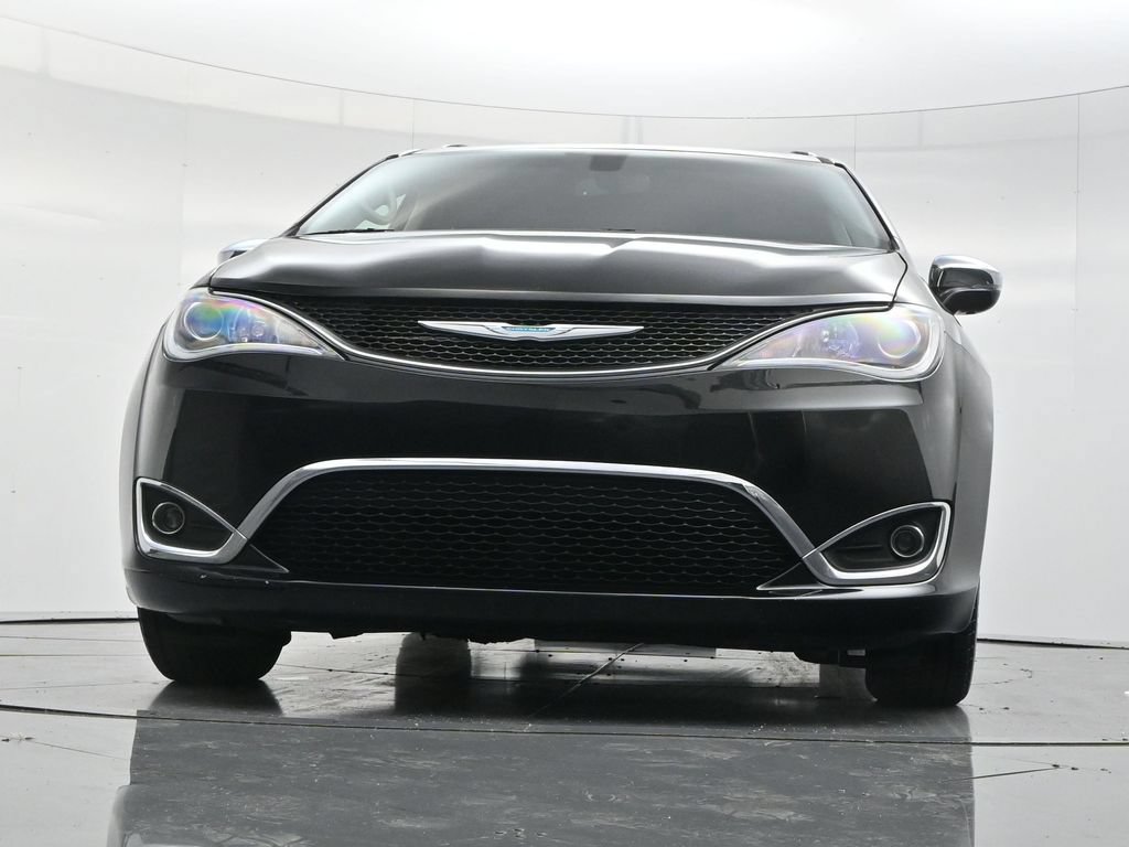 Used 2020 Chrysler Pacifica Limited FWD image 45