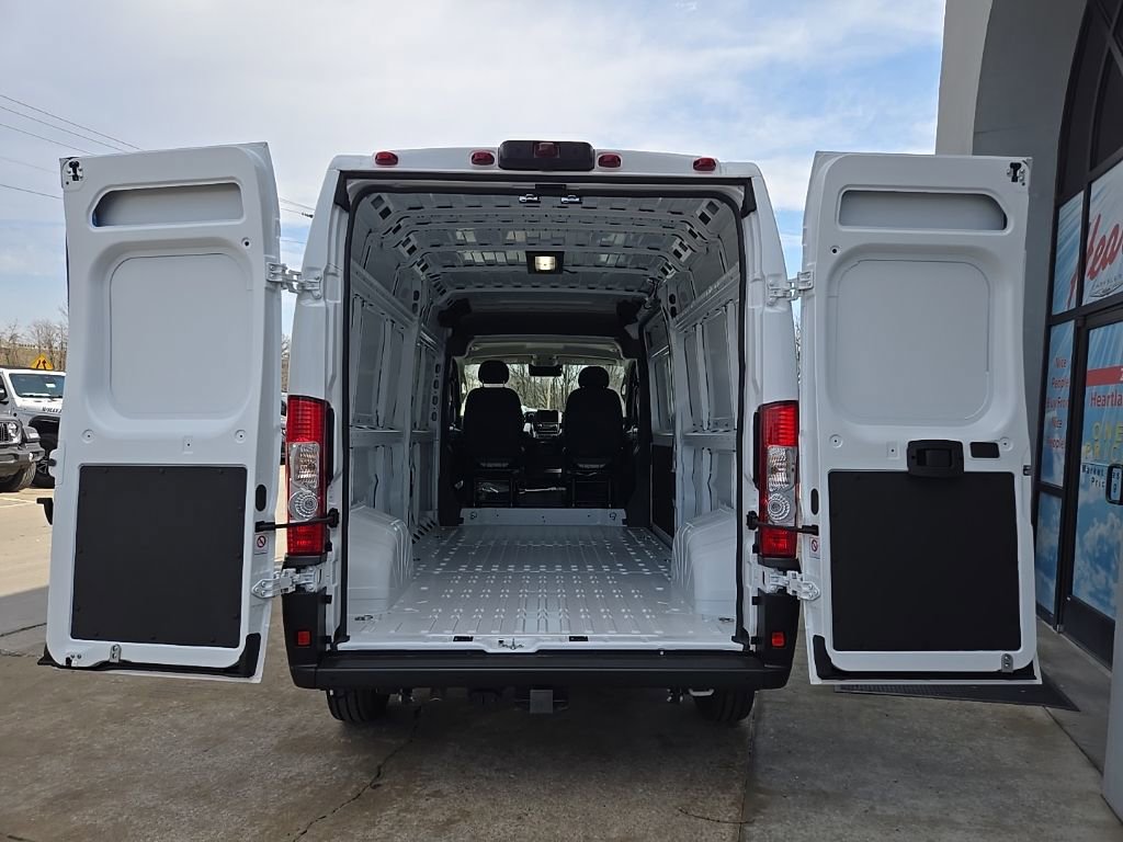 New 2026 RAM ProMaster 2500 w/ Convenience Group FWD image 85