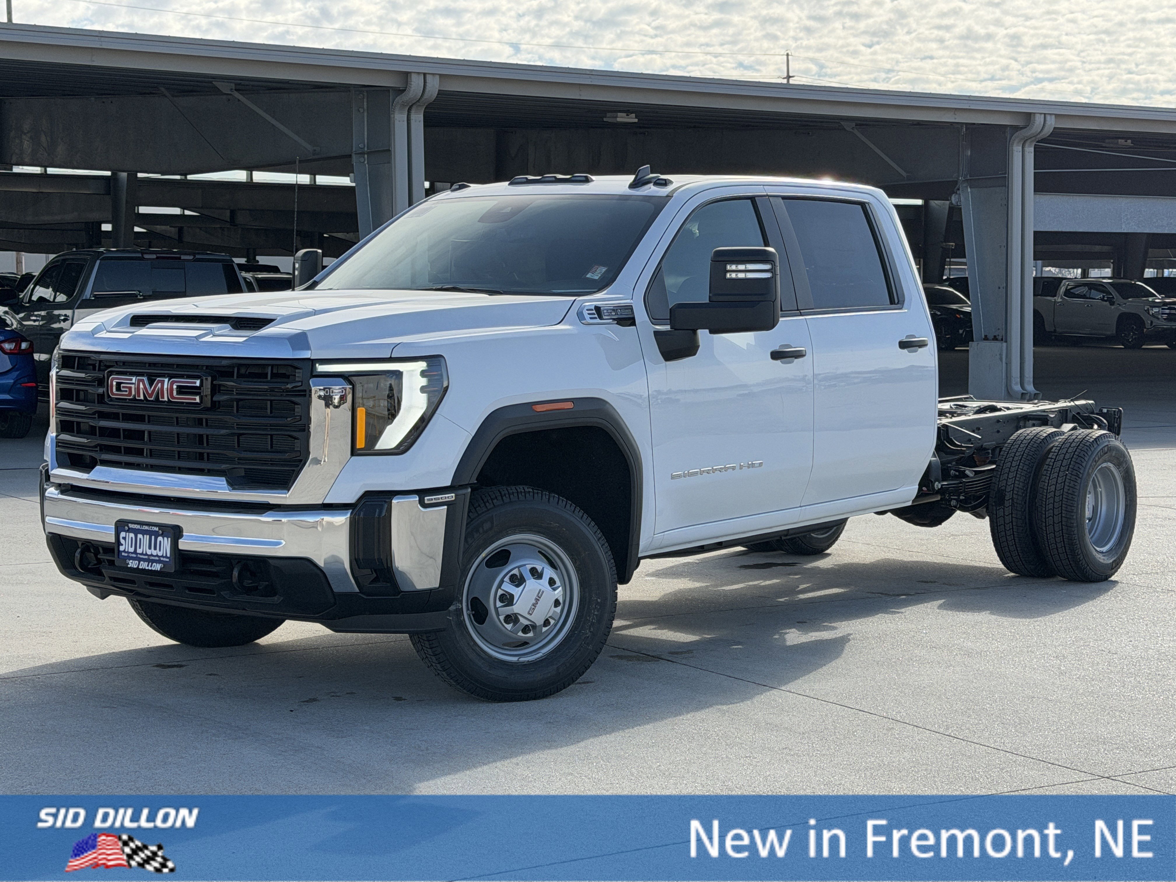 New 2026 GMC Sierra 3500 Pro w/ Convenience Package image 1
