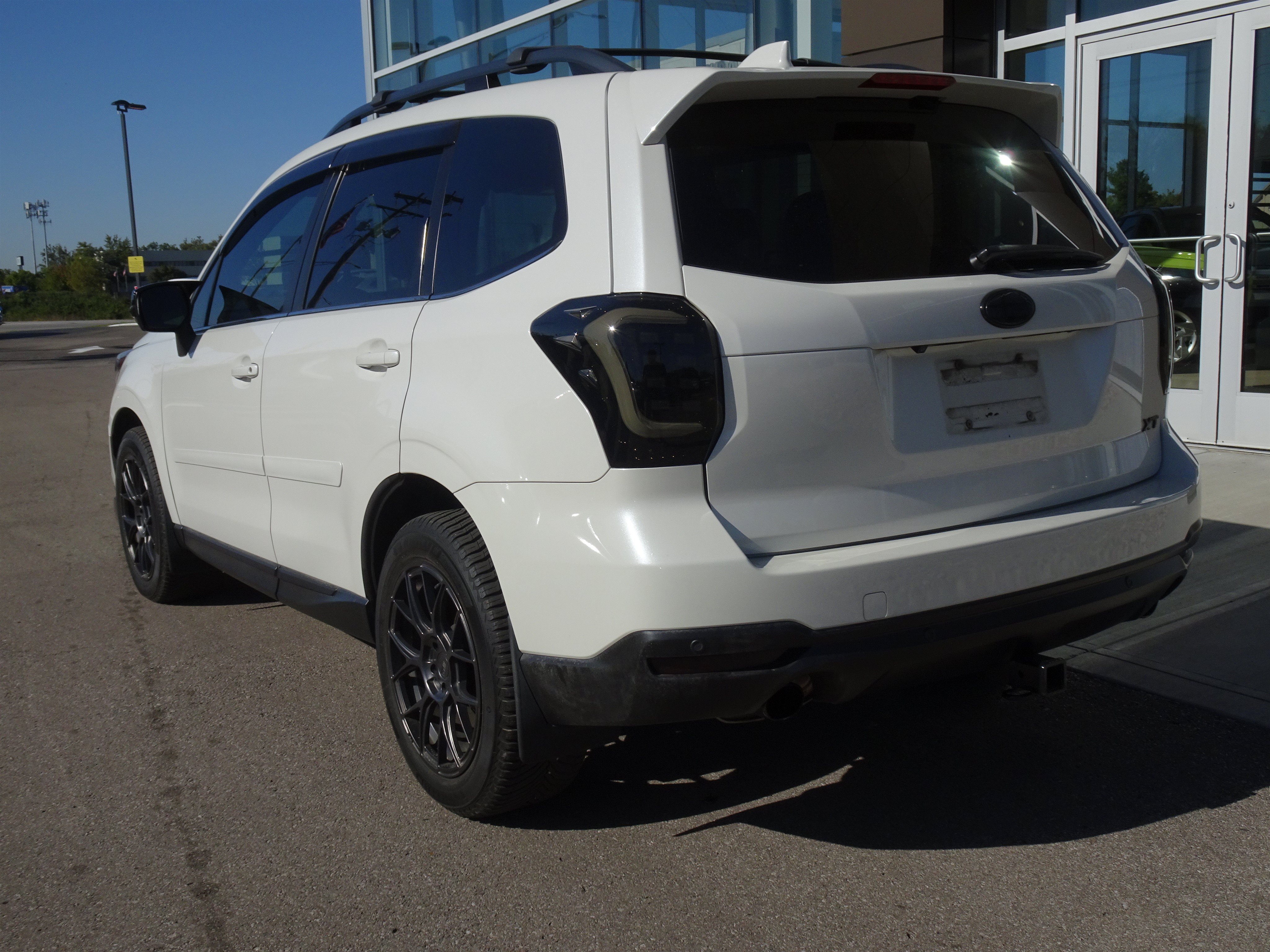 Used 2017 Subaru Forester 2.0XT Touring AWD/4WD image 3