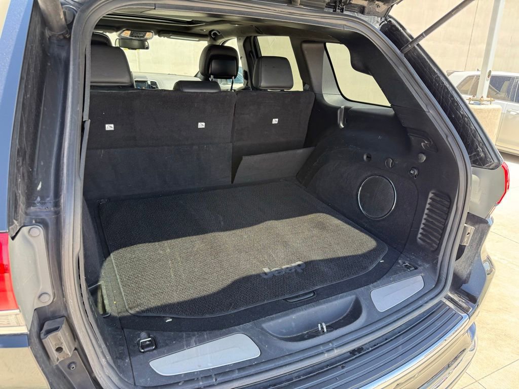 Used 2016 Jeep Grand Cherokee Summit AWD/4WD image 9