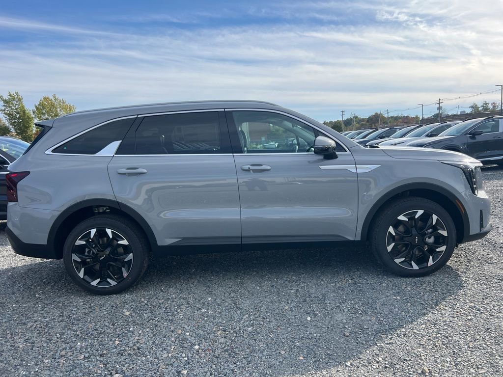 New 2026 Kia Sorento EX image 4