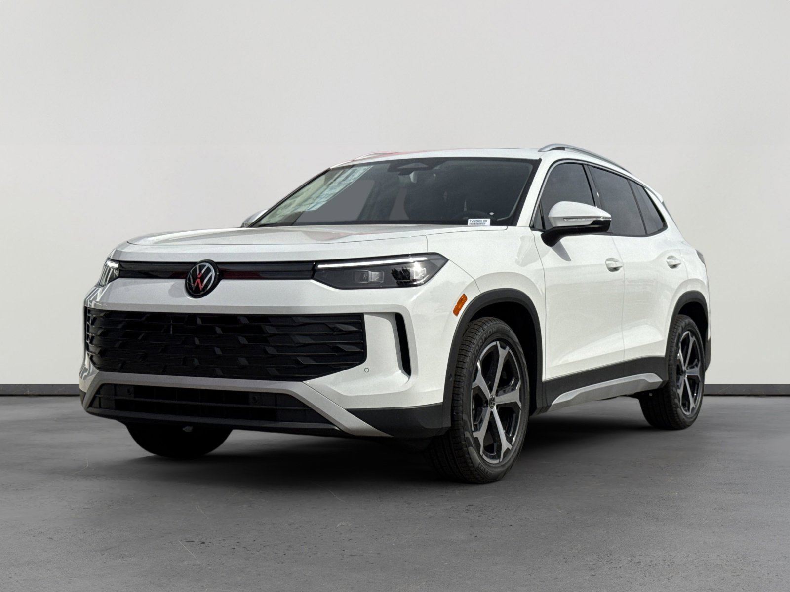 New 2026 Volkswagen Tiguan SE