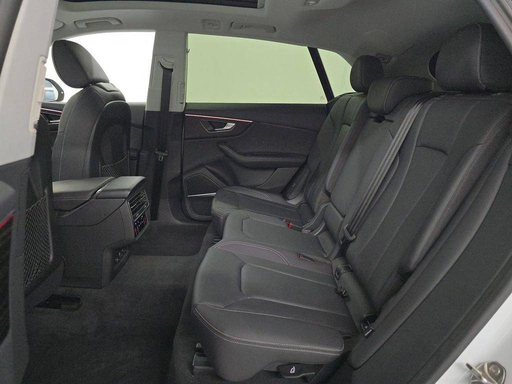 Used 2023 Audi Q8 Premium Plus w/ Premium Plus Package AWD/4WD image 10