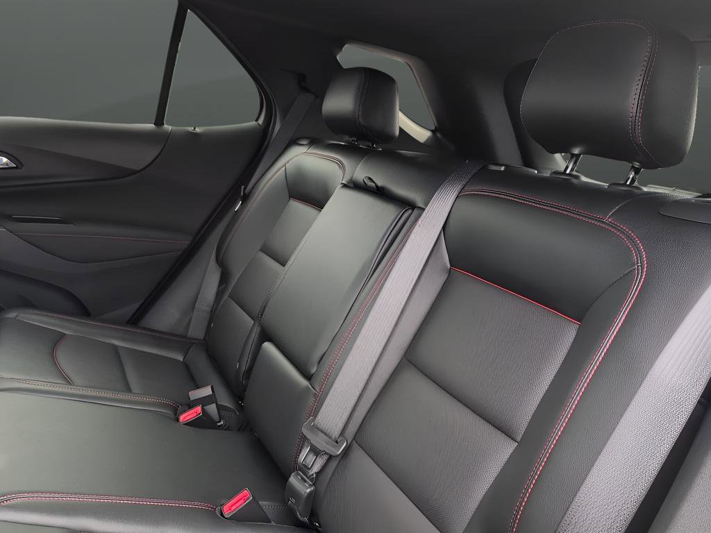 Used 2024 Chevrolet Equinox RS w/ RS Leather Package image 23