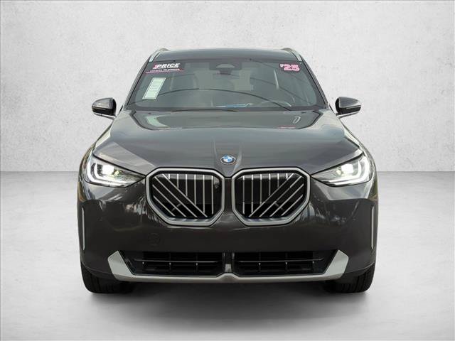 Used 2025 BMW X3 xDrive30i w/ Premium Package AWD/4WD image 2