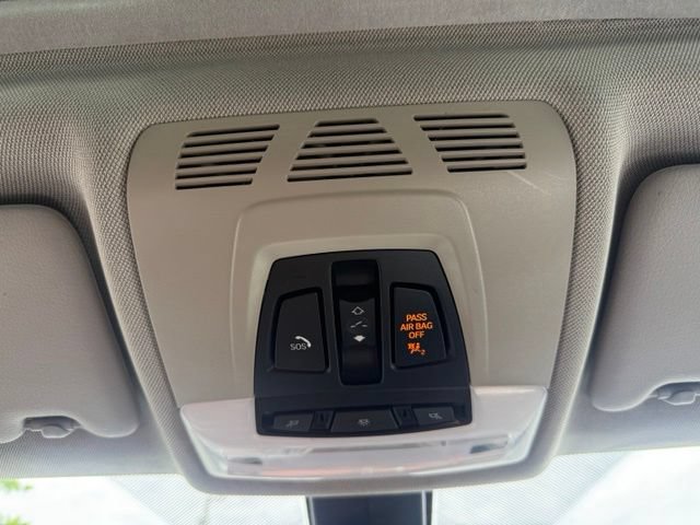 Used 2016 BMW 320i xDrive Sedan AWD/4WD image 35