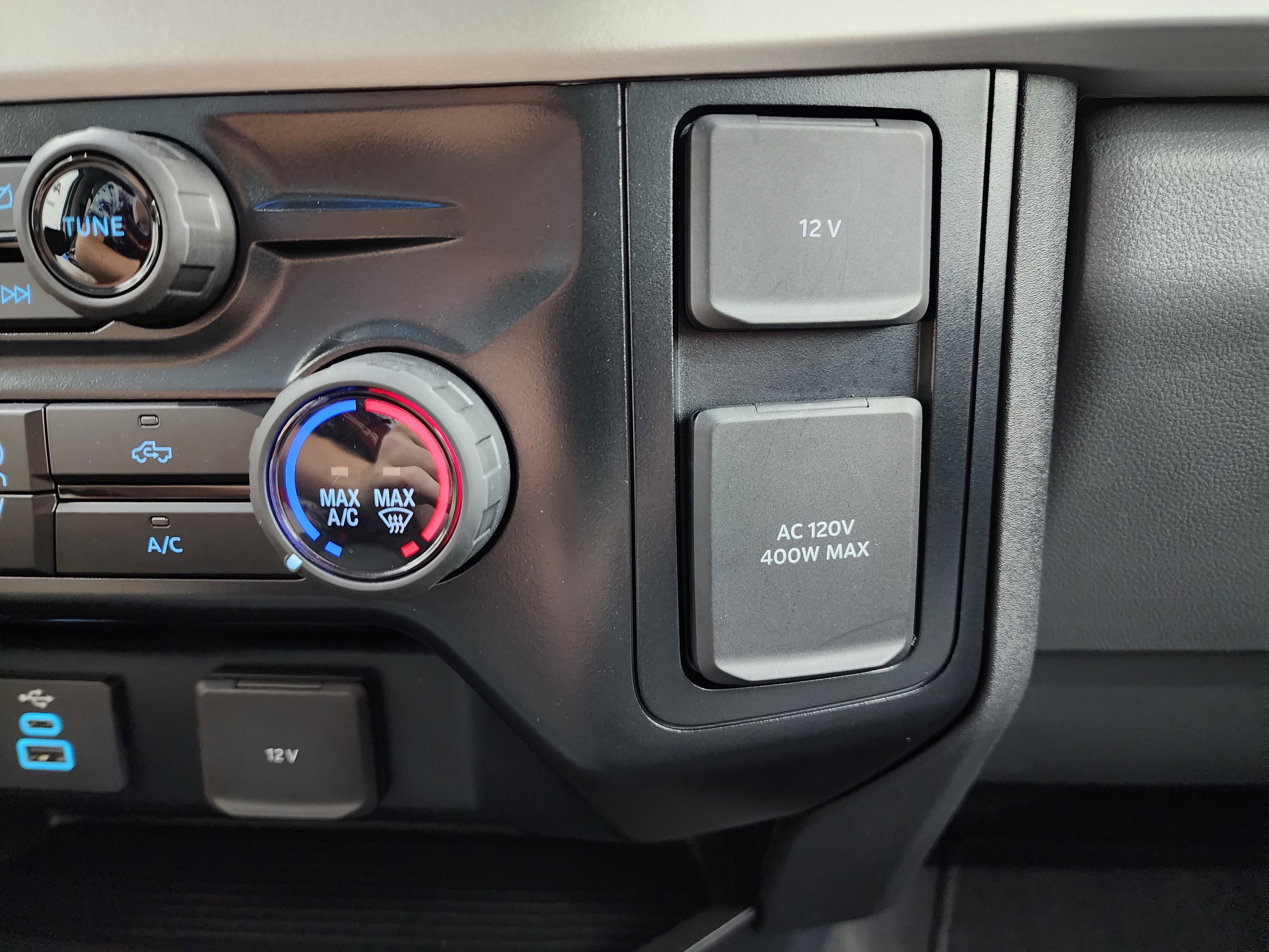 Used 2024 Ford F250 XLT image 42