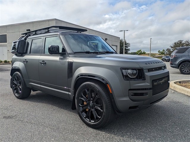 New 2025 Land Rover Defender 110 image 3