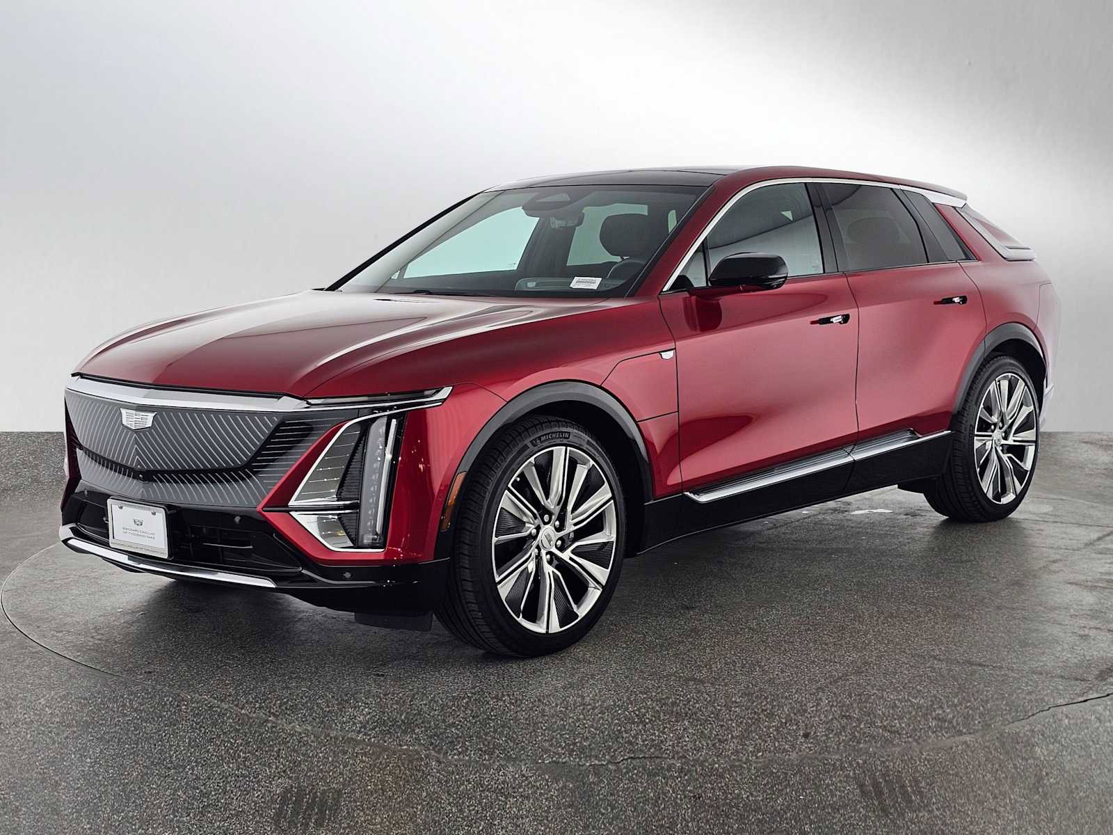 Used 2025 Cadillac Lyriq Luxury image 7
