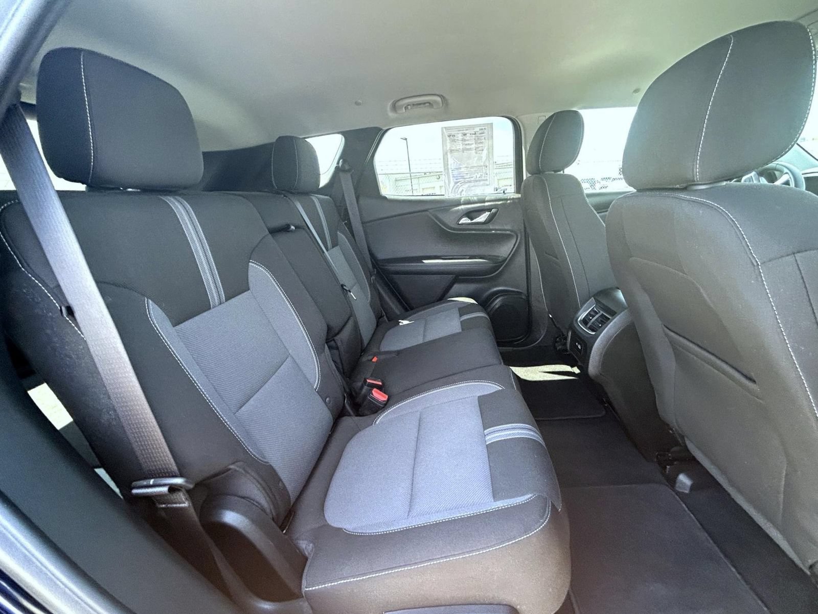 Certified 2025 Chevrolet Blazer LT AWD/4WD image 19