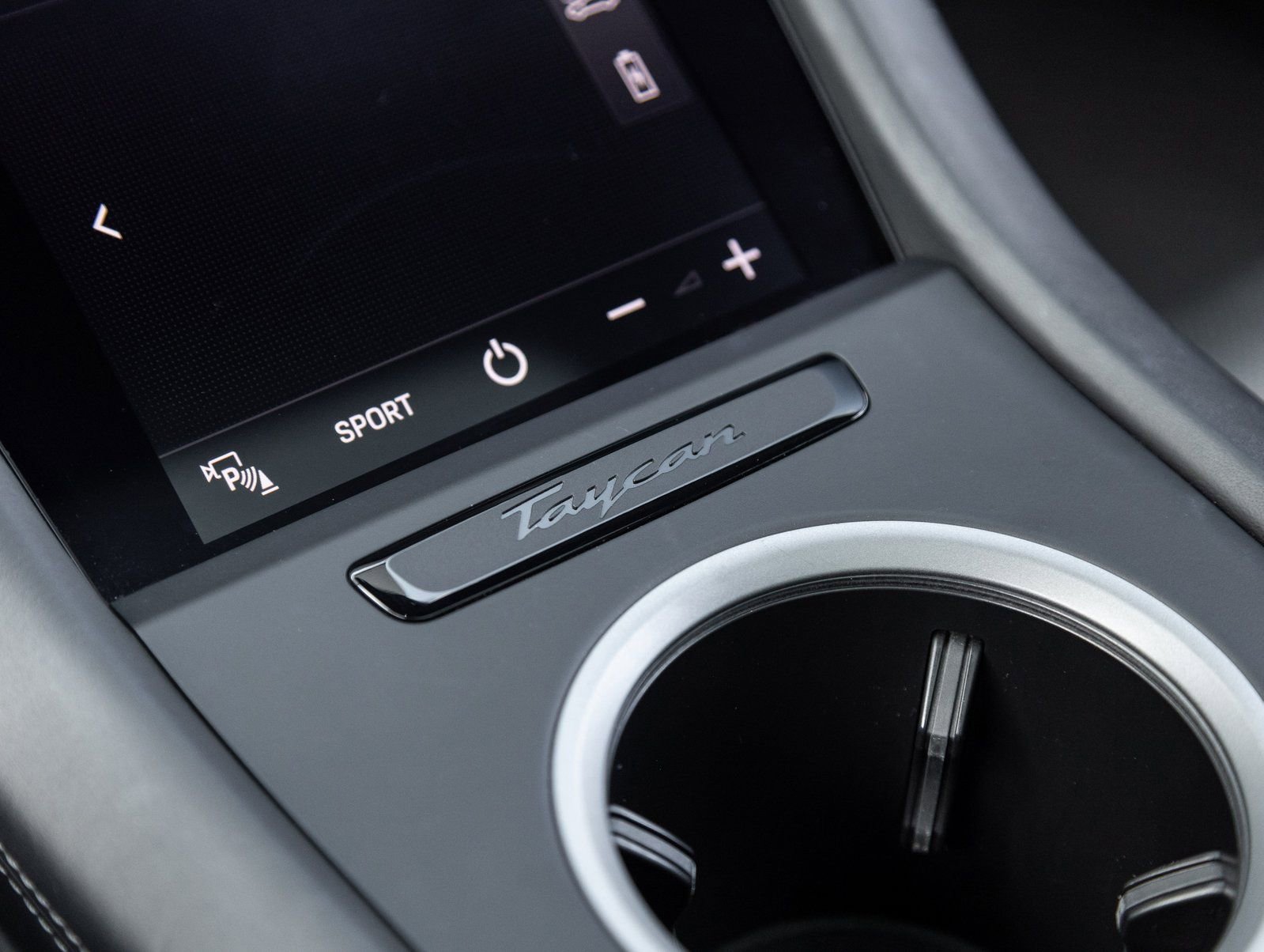 Used 2020 Porsche Taycan 4S image 27