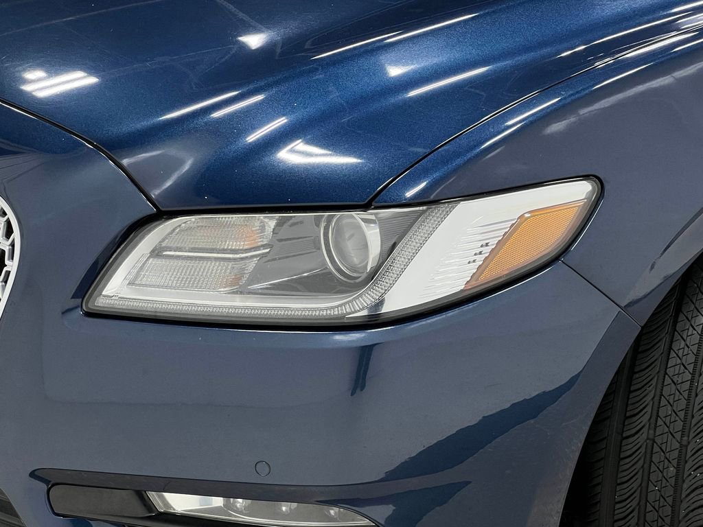 Used 2017 Lincoln Continental Select w/ Climate Package image 34