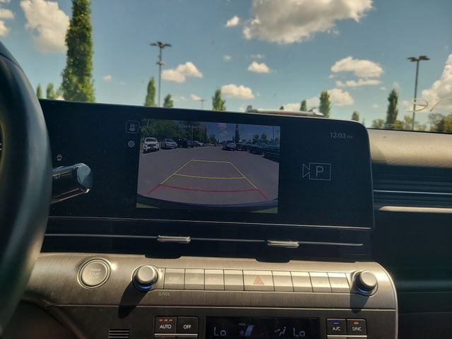 Used 2025 Hyundai Kona SEL FWD image 18