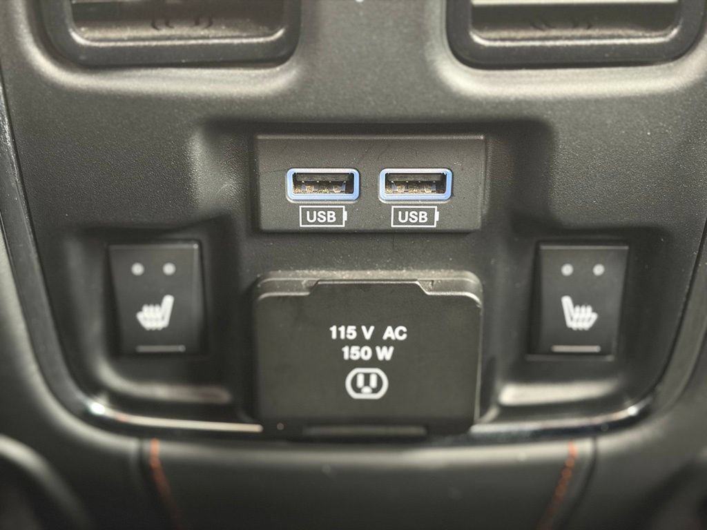 Used 2021 Jeep Grand Cherokee Summit AWD/4WD image 16